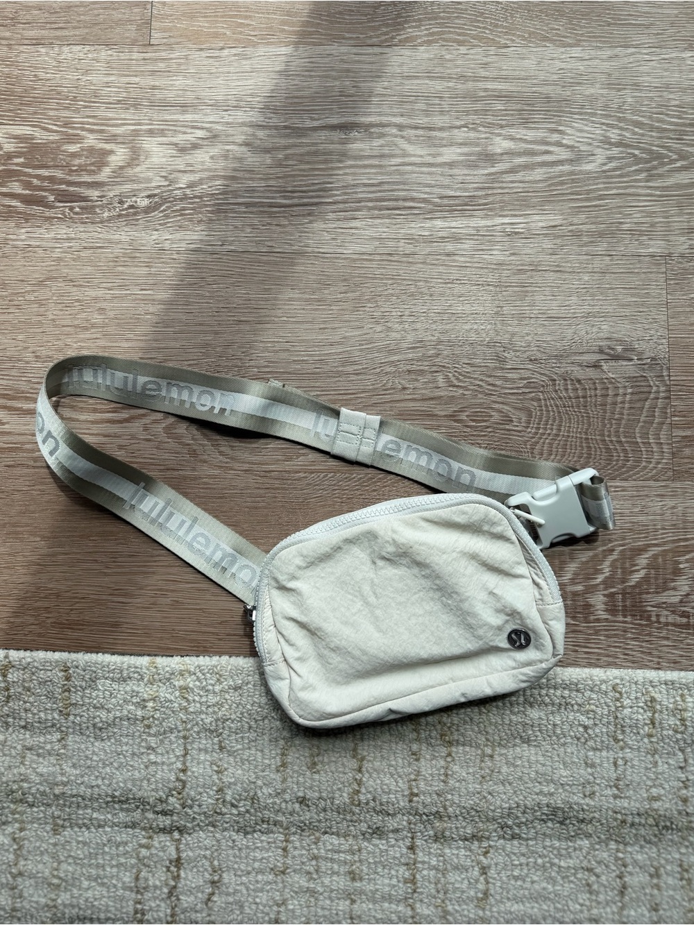 Lulu belt bag
